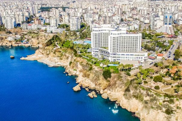 Antalya Kira Fiyatları Neden Yüksek?
